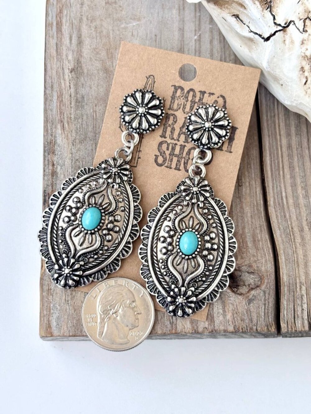 NWT Western Silver-Tone Drop Earrings with Turquoise Accent - Picture 3 of 4